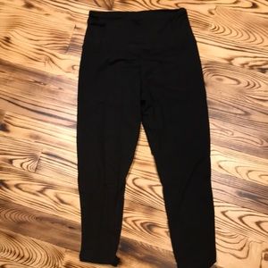 Charlie’s Project Capri leggings